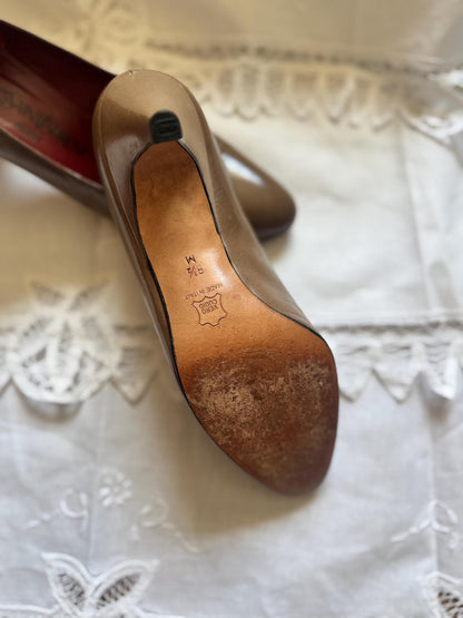 Vintage Yves Saint Laurent 1980s Taupe Pumps