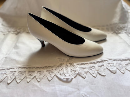 Vintage 1980s YSL White Leather Pumps