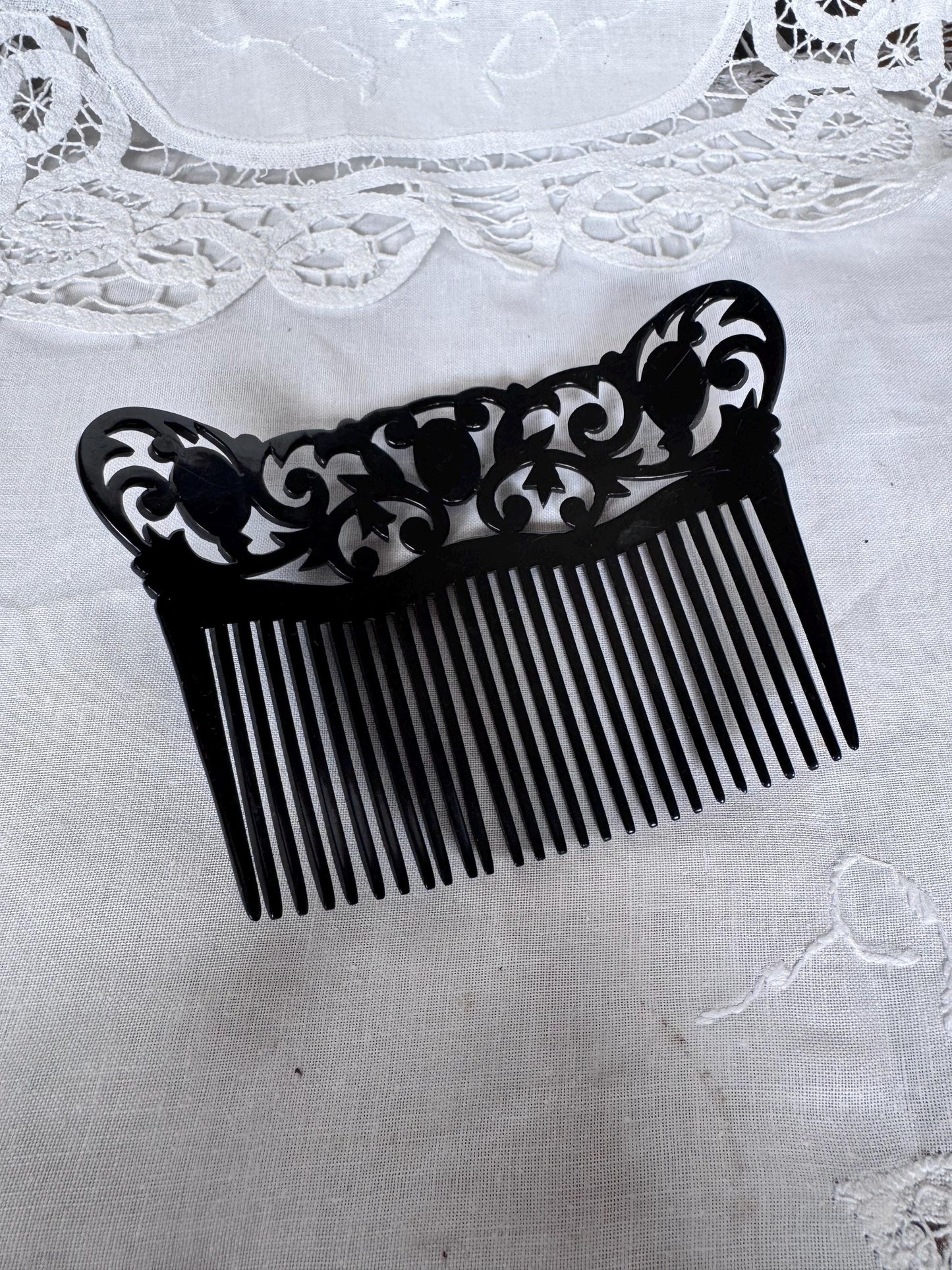 Antique 1930s Jet Celluloid Hair Comb | Openwork Scrollwork Crown