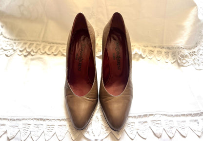 Vintage Yves Saint Laurent 1980s Taupe Pumps