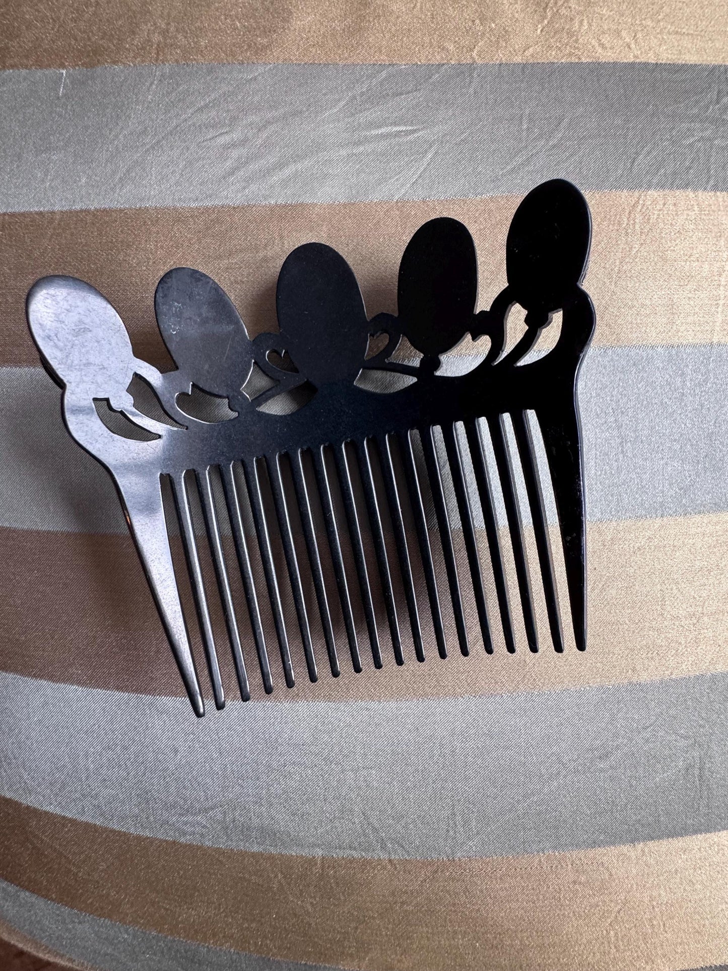 Antique Victorian Mourning Hair Comb | Black Jet Stone Crown